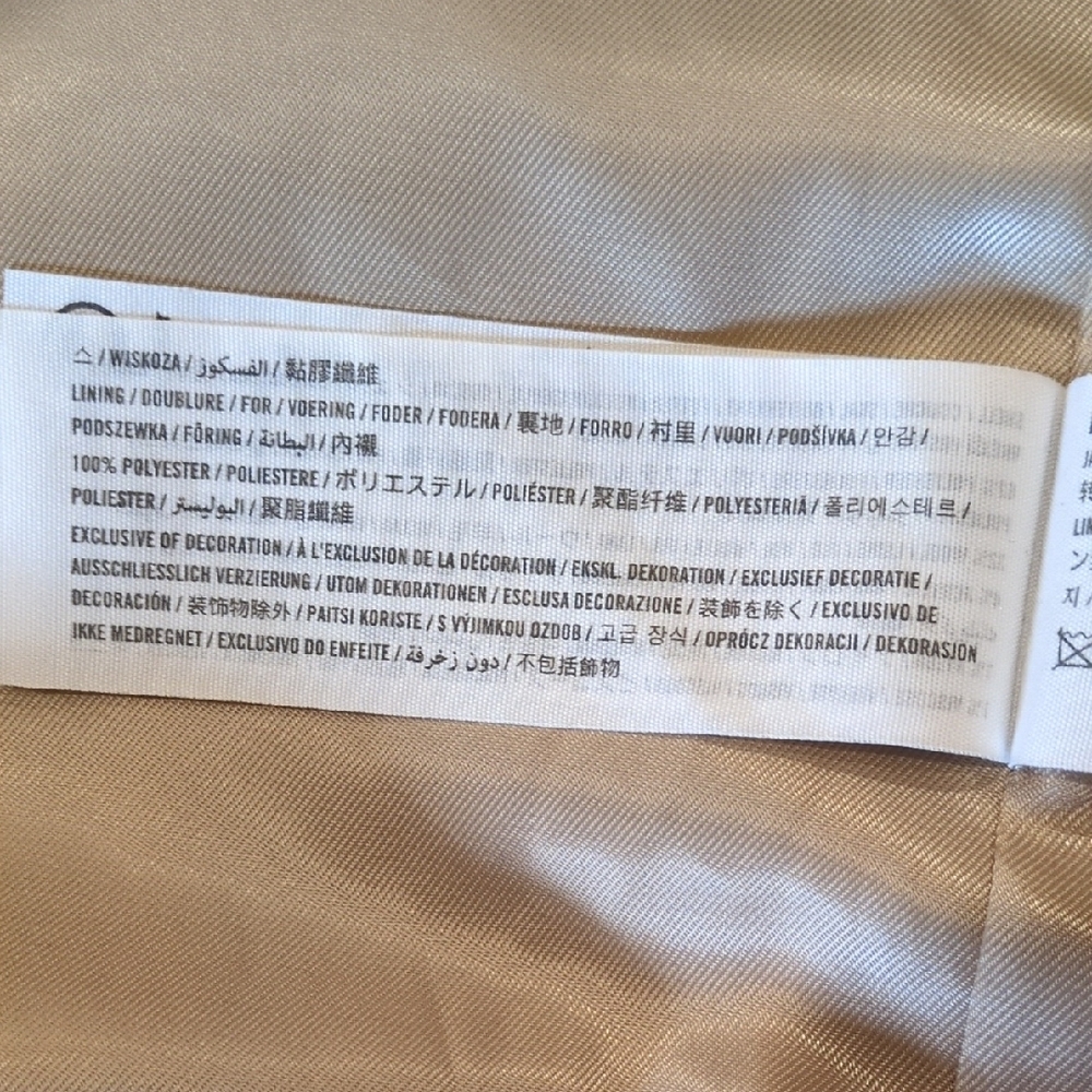 Abercrombie & Fitch Classic Tan Trench Coat - Picture 13 of 14